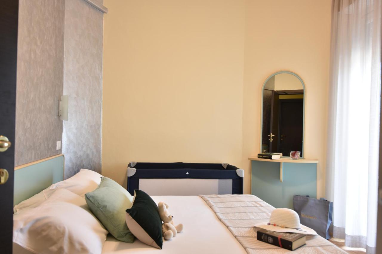 Hotel Jumbo Rimini Luaran gambar