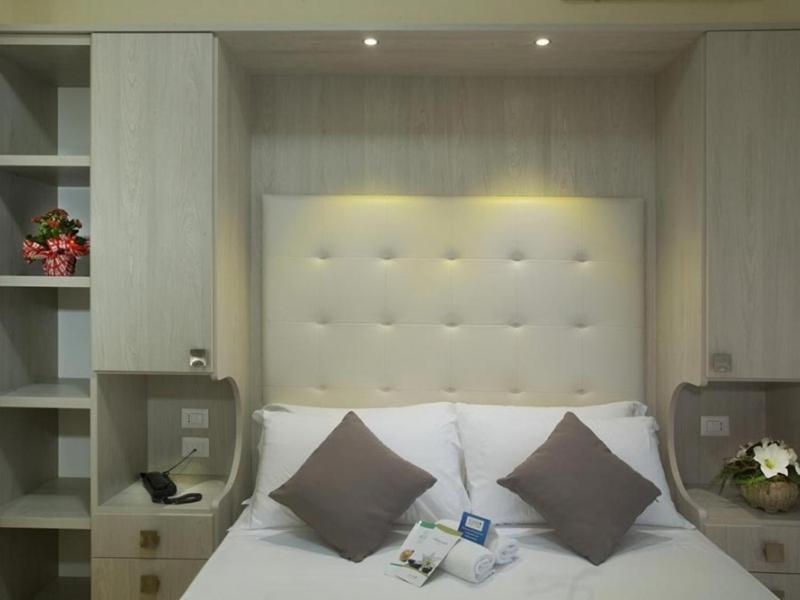 Hotel Jumbo Rimini Luaran gambar